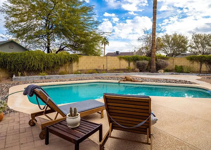 Royale Living In The Heart Of Phoenix * Glendale