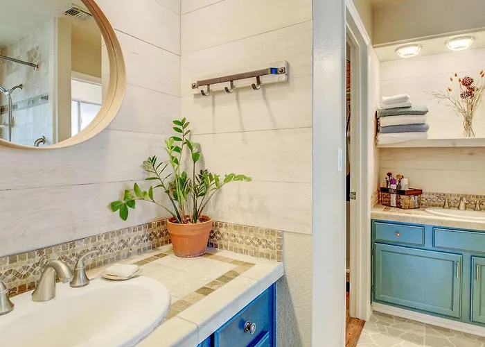 Royale Living In The Heart Of Phoenix * Glendale